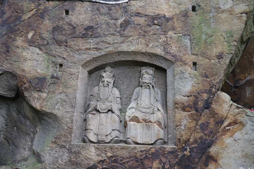 大水沟摩崖石刻-2.JPG
