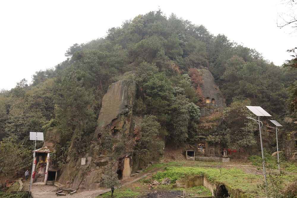 云峰寺摩崖石刻-1.JPG