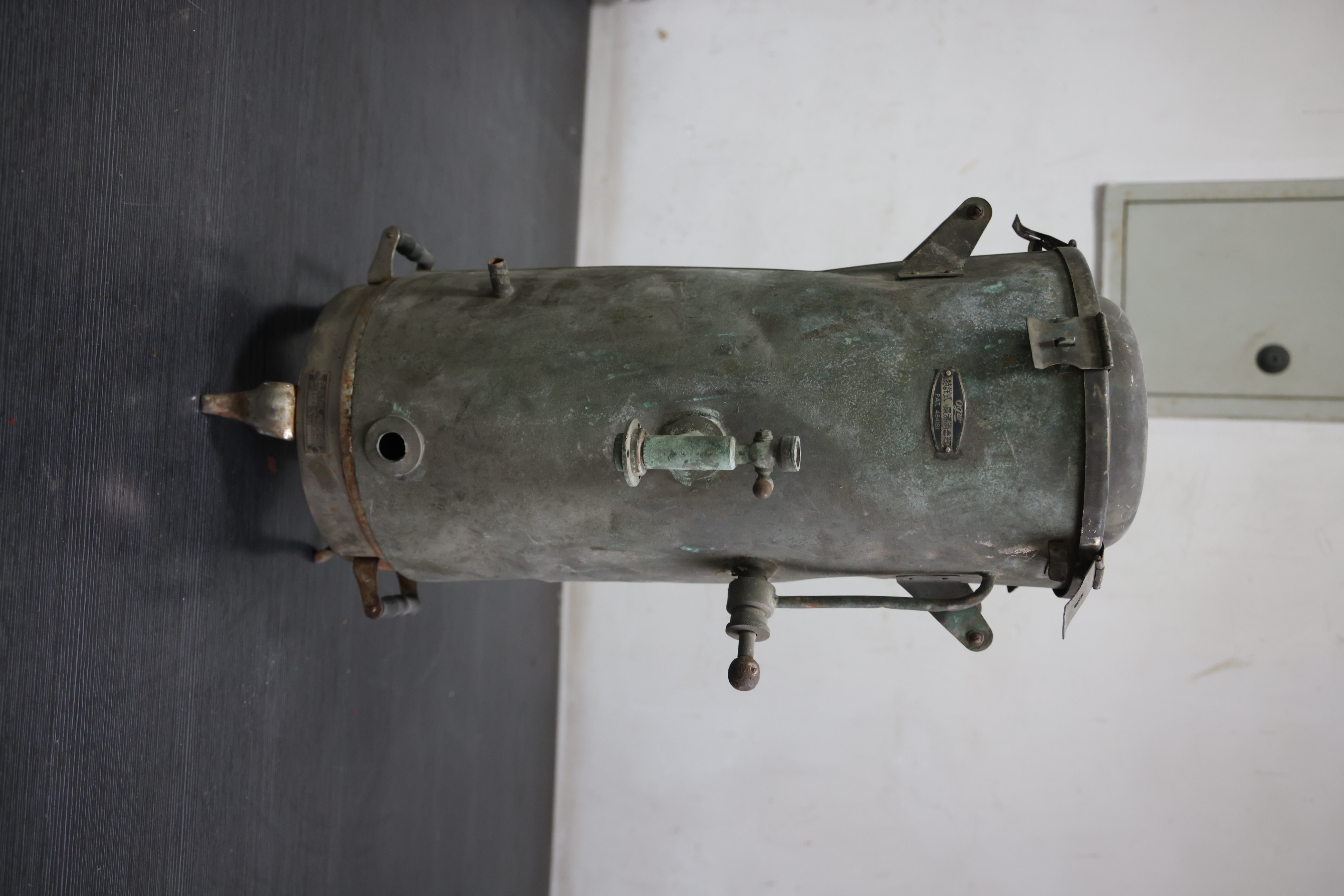SB·K382-1.JPG